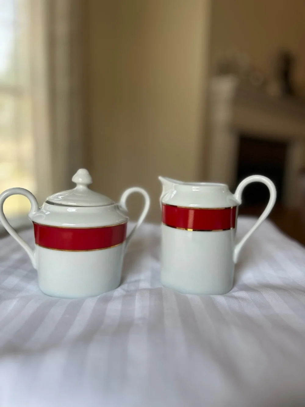 Vintage Red Band Creamer & Covered Sugar Bowl Set White Gold Trim